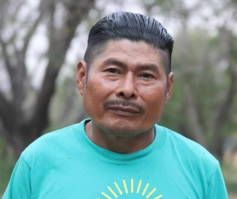 Agustin Malueños, the AMOS trained Health Promoter in El Cedro